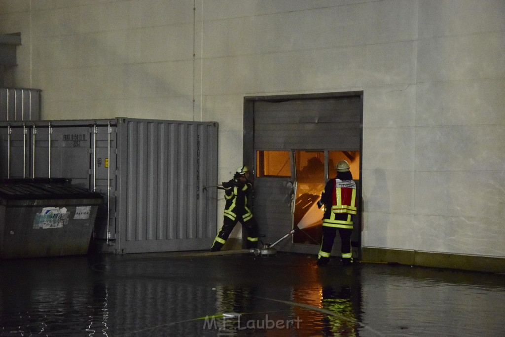 Grossbrand Halle Troisdorf Kriegsdorf Junkersring P580.JPG - Miklos Laubert
